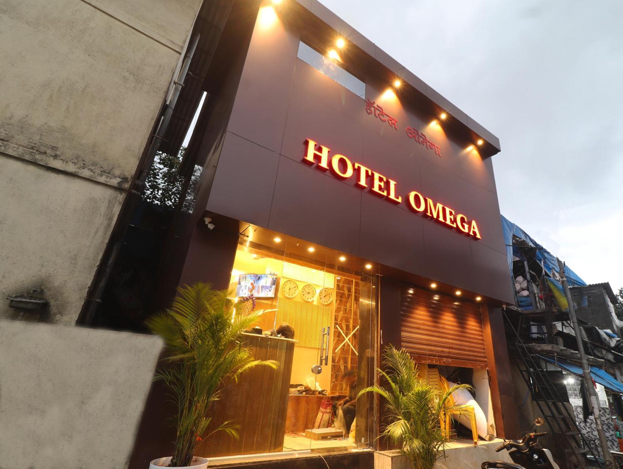 Hotel Omega Bombay Esterno foto